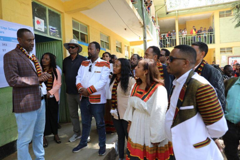 የኢፌዴሪ ጤና ሚኒስቴር ሚኒስትር ዶ/ር መቅደስ ዳባ ወላይታ ሊቃ ትምሀርት ቤትን ጎበኙ።