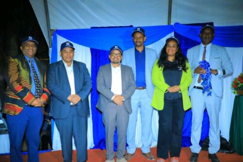 የወላይታ ልማት ማህበር በሦስት መቶ ሚሊየን ብር ወጪ የትራክተር ፣ባክሎቤር እና ግሬደር ግዢ ፈፀመ።